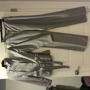 Calvin Klein size 8 belted pantsuit
